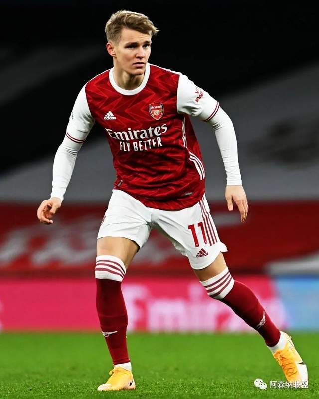 泰伦·卢：哈登小腿伤势没大碍，现在是每日观察状态（泰伦-卢：哈登小腿伤势不重，处于日常观察状态）