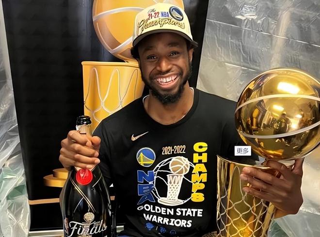 三镇官方：中超收官战湖北省内高校学子可享专属15元优惠票价（武汉三镇官宣：中超收官战湖北高校学生享15元专属优惠票）