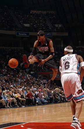 迪马：斯卡尔维尼右内收肌拉伤，将继续因伤缺阵（迪马：斯卡尔维尼右内收肌拉伤，仍将因伤缺席）