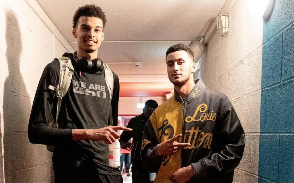 鲁媒：限制投入更需加快造血，中国职业足球生存困境并未解决（鲁媒：限投之下更需加速造血，中国职业足球生存难题仍未解）