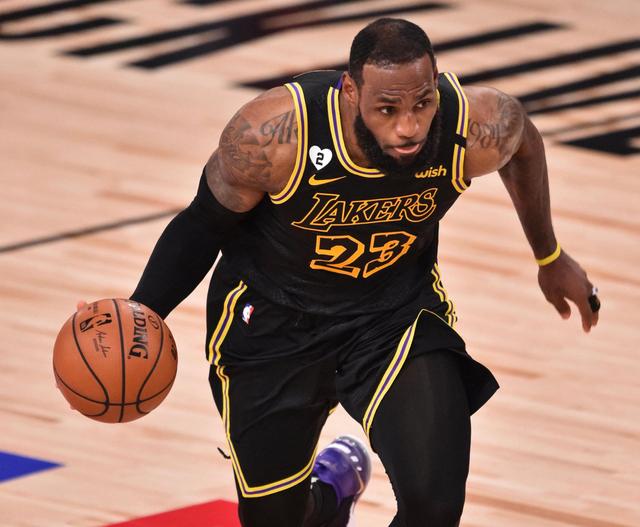 斯基拉：罗马已向切利克开3年新合同，一些欧洲俱乐部正在关注（斯基拉：罗马为切利克递上3年新约，欧洲多队关注）