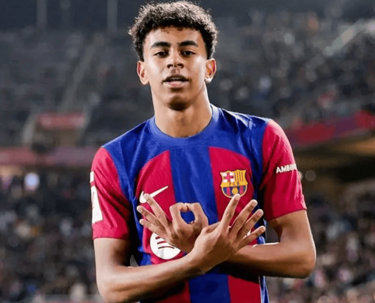 魔术四战全胜晋级NBA杯8强，尼克斯力压热火小组第一晋级（魔术四连胜挺进NBA杯八强，尼克斯压过热火以小组头名出线）