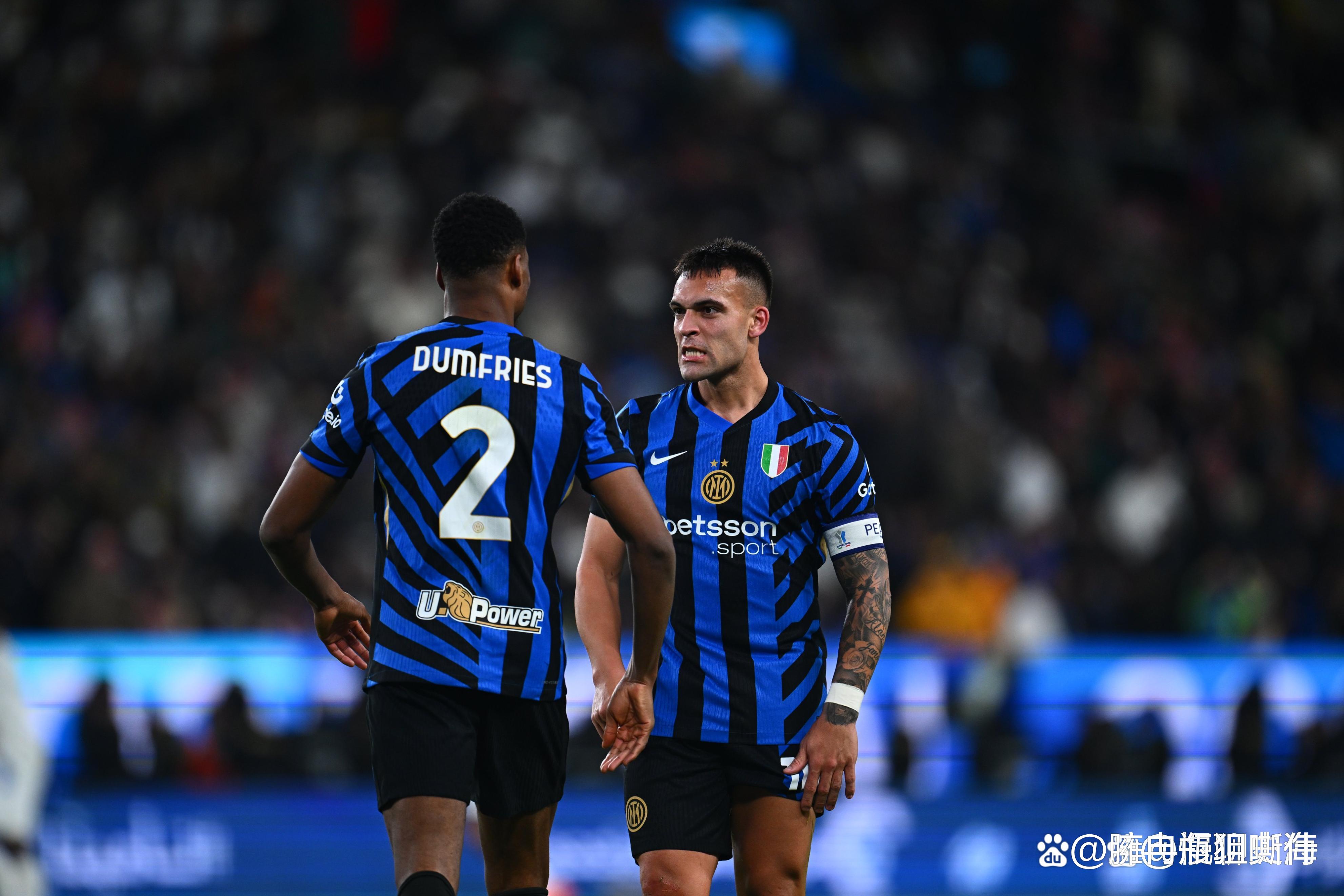 半场数据：葡萄牙控球率接近八成，狂射17脚（半场战况：葡萄牙控球近八成，17次射门猛攻）