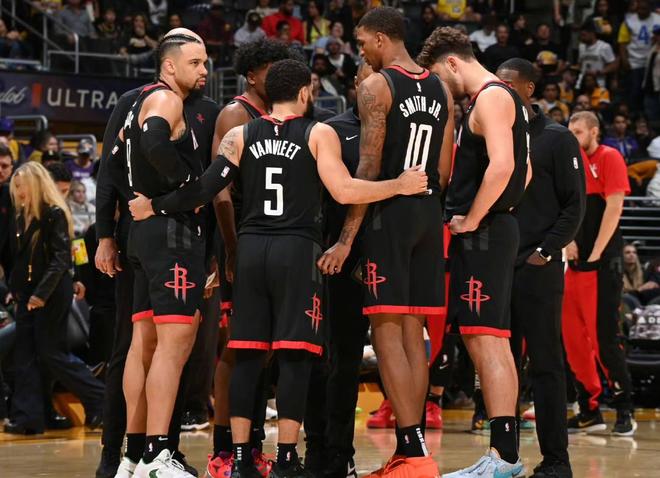 热火vs老鹰伤病报告：阿德巴约出战成疑，丹尼尔斯不在列（热火vs老鹰伤情更新：阿德巴约出战存疑，丹尼尔斯未列伤病名单）